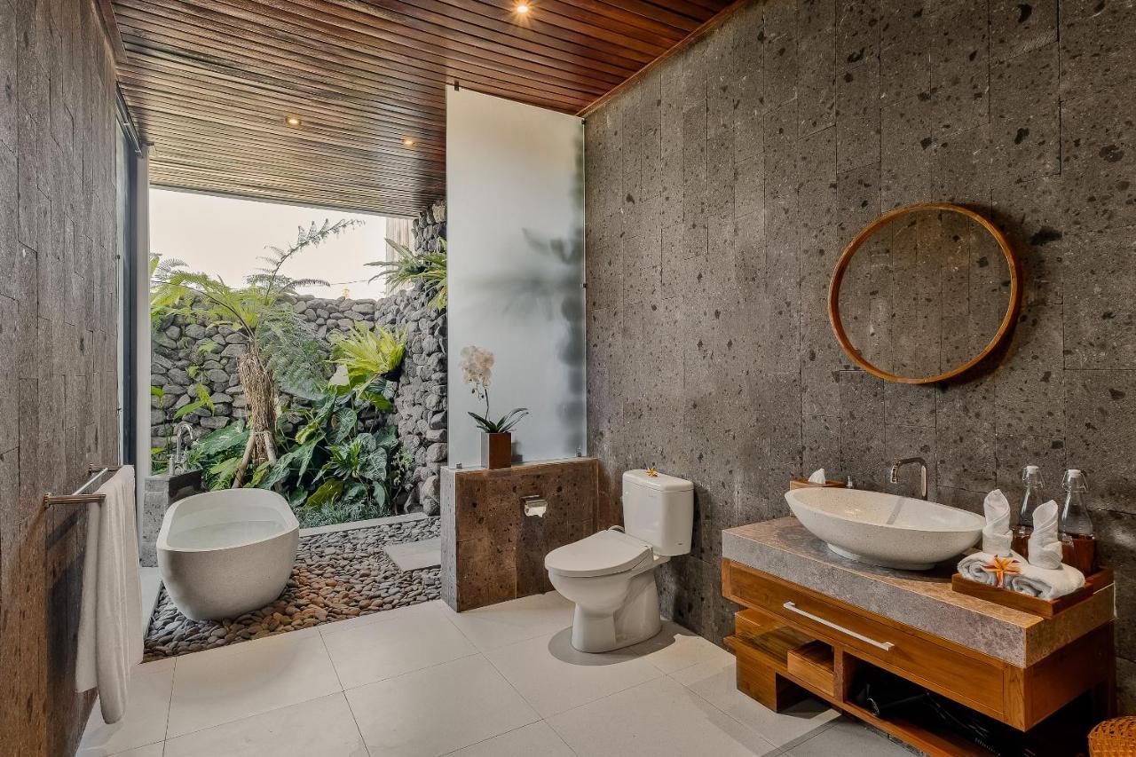 Abhinaya Ubud Villa Exterior photo